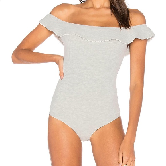 YFB Off the Shoulder ribbed bodysuit Like New - Picture 5 of 5